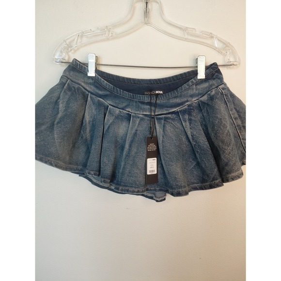 Almost Famous Dresses & Skirts - NWT Almost Famous Mini Pleated Skort Size S - Y2K Festival Boho Feminine